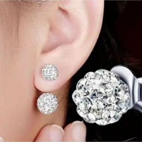 Piercing Style Rhinestone Earrings - Picture 6 of 8